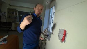 Как запаять отверстие в пластиковой трубе без паяльника .