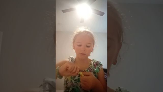 плетение бабочки из резинок с использованием рогатки смотреть онлайн