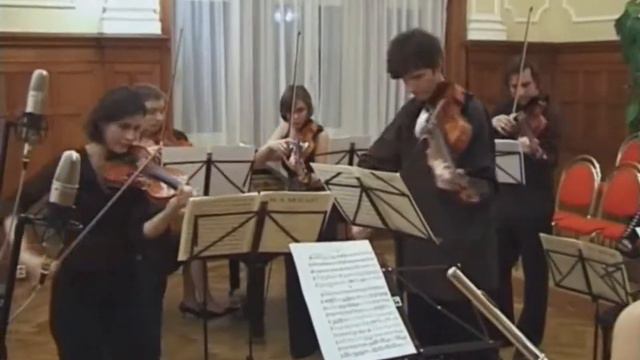 Musica Minore - B. Martinů Divertimento Serenáda č.4 - Andante moderato