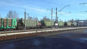 ВЛ80с-500 с грузовым поездом. Станция "Починки"