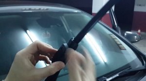 How to Replace Bosch Aerotwin Windshield Wipers - Opel Astra J