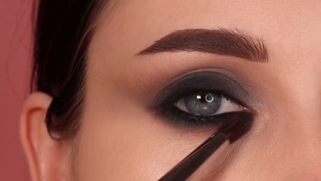 САМЫЙ ТРЕНДОВЫЙ СМОКИ АЙС 2023 / МАКИЯЖ НА НОВЫЙ ГОД САМОЙ СЕБЕ смотреть онлайн