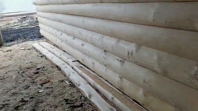 Производство сруба дома 8 на 8 в лапу полулафет