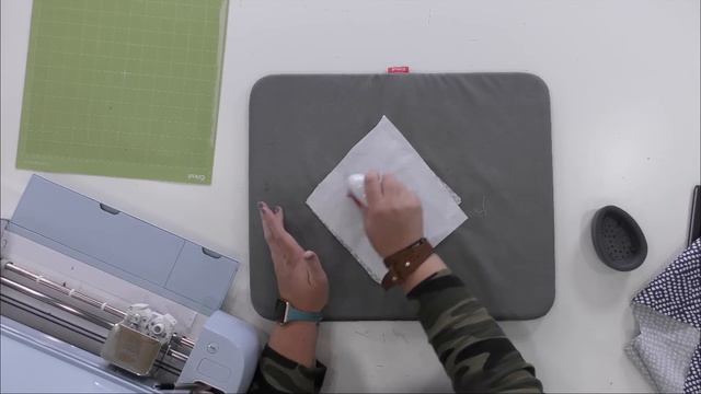 MUST SEE! How To Cut Fabric on a Cricut Explore Air 2 смотреть онлайн