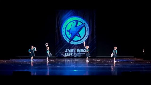 STAR’TDANCEFEST\VOL17\2’ST PLACE\Contemporary group baby I\BondFAMkids смотреть онлайн