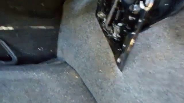 Установка торсиона в багажник Волги