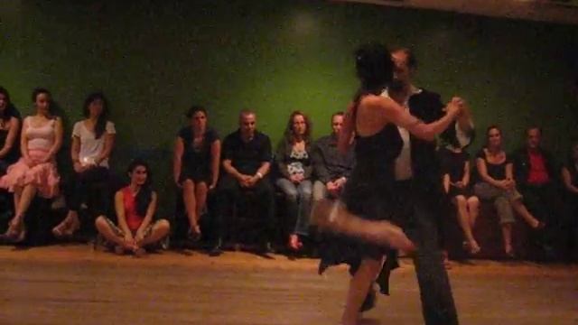 Nick Jones and Diana Cruz @ Tango Cafe Milonga NYC 2011 смотреть онлайн