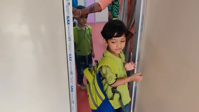 রুহির স্কুলের দিনের সকালের রুটিন ও খাবার তালিকা | Baby Morning School Routine & Food Chart смотреть онлайн