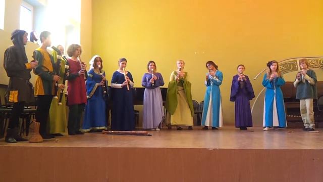 PICCOLI BAND "Cuncti simus" смотреть онлайн