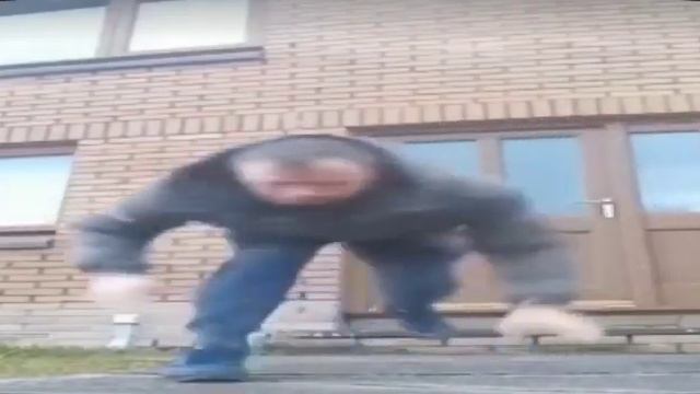 хеллоу мир манера крутит мир???? смотреть онлайн