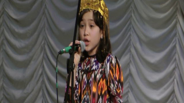 Поющие узбекские дети. Песни из Узбекистана. Выступают дети поют на узбекском языке. Песня про узбекистан