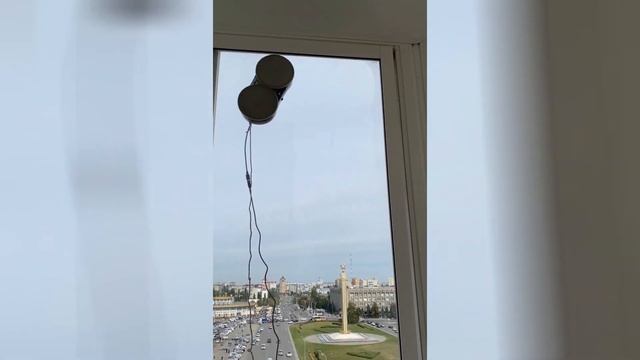 Робот мойщик окон KEIVI Обзор. Плюсы и минусы смотреть онлайн