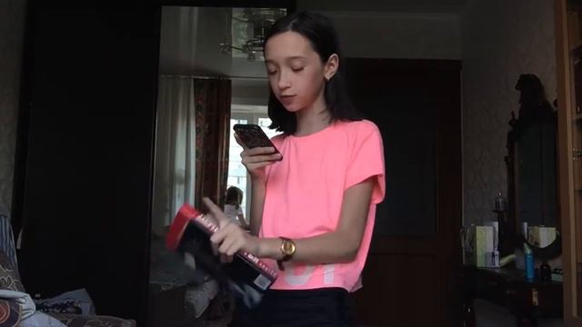 ТИПЫ ЛЮДЕЙ ВО ВРЕМЯ ЧТЕНИЯ КНИГ 😏 смотреть онлайн