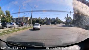 Видеорегистратор 70MAI M500 днем