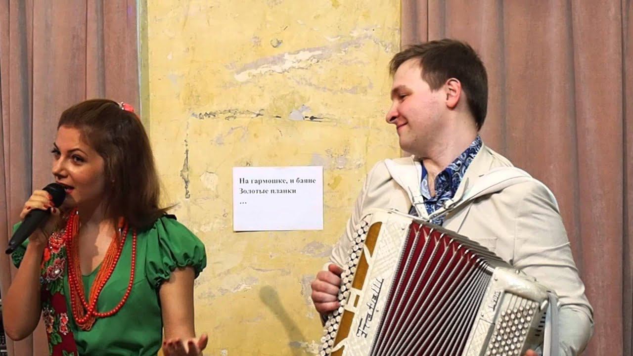926 617. Жена Владимира Бутусова баяниста