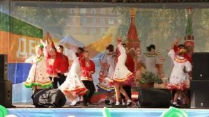 Народный коллектив, хореографический ансамбль "Веселуха", танец   "Крендедюлина".