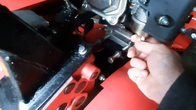 Не заводится мотоблок? Посмотри это видео. смотреть онлайн