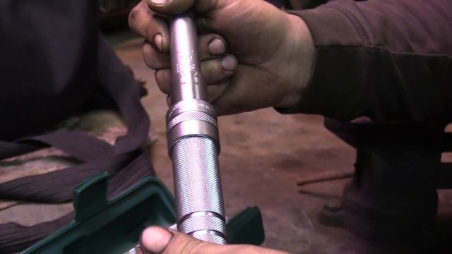 обзор на динамометрический ключ Jonnesway 5-25Нм T04060 смотреть онлайн