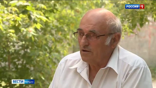 Побережье Крыма атаковали огромные медузы. #Крым смотреть онлайн