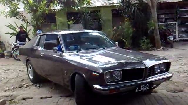 Toyota Corona Mark II 1976 смотреть онлайн