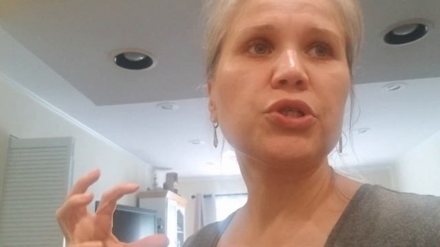 VLOG: 18 ЛЕТ !! ДЕНЬ РОЖДЕНИЯ ДОЧКИ!! ПОЗДРАВЛЕНИЯ ТОЛЬКО ДЛЯ НЕЕ!!! смотреть онлайн