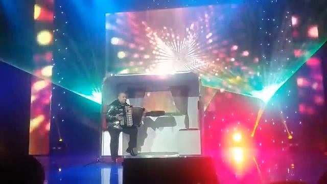 Владимир Корнилов (ЦДКЖ ст. Н.Новгород) на сцене ЦДКЖ Москва смотреть онлайн