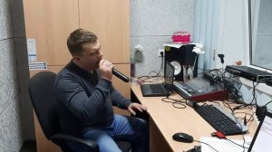 "Не отрекаются любя" исполняет Андрей Котов
