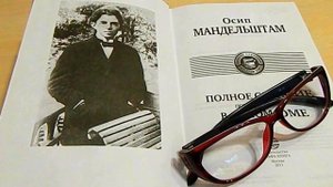 Мы с тобой на кухне посидим