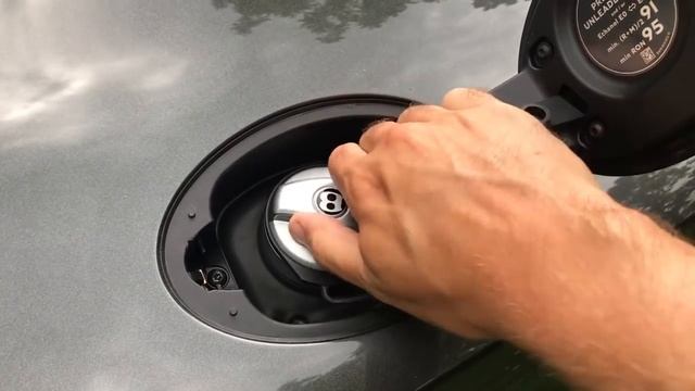 Bentley Continental SuperSports - это Hellcat от Bentley за $310 000 смотреть онлайн