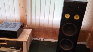 Убойная МОЩЬ колонок System One H212B на усилителе Yamaha DSP-A1 – любительский обзор от Макса