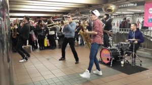 Lucky Chops - New York City (Brass Band) (Funkytown/I Feel Good)
