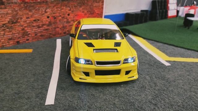 Custom Toyota Chaser JZX100 Build 1/10 Scale RC Drift Car смотреть онлайн