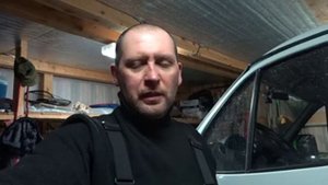 Снимаю бак  Усиливаю хомуты крепления бака
