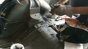 Завершение сварки, как сделать порог и другие элементы кузова на коленке! Нива 21312 (крокодил) 10#