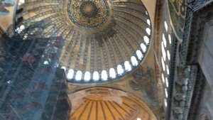 Храм Святой Софии (вид изнутри)