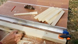 Боковые планки для пчелиных рамок своими руками (гофмановские разделители)