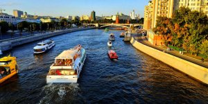 РОССИЯ.МОСКВА 2022. КУДА ПОЙТИ? ПАРК "ЗАРЯДЬЕ", КРАСНАЯ ПЛОЩАДЬ, ГУМ , ЯРМАРКА