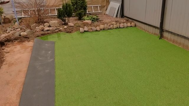 ДЕТСКАЯ ПЛОЩАДКА в саду  готова. Яркая и уютная для внуков смотреть онлайн