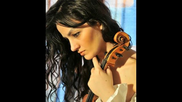Johann Sebastian Bach - Chaconne, Partita No. 2 D minor BWV 1004 | Armine Abrahamyan Viola Bratsche смотреть онлайн