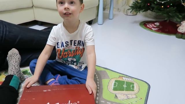 VLOG: Праздничный ужин у родителей / Советские игрушки / Противный бобер смотреть онлайн