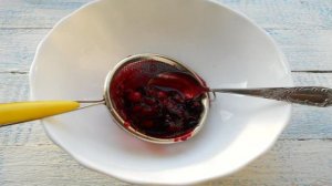 Соус острый из черной смородины