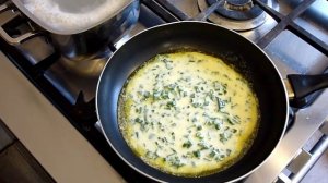 Омлет на кефире с сыром.