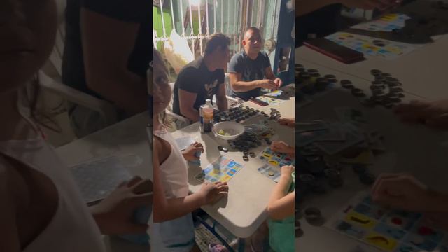 Как играют в Русское лото в Мексике? смотреть онлайн