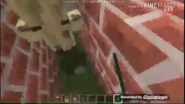 ЖИТЕЛИ ПРОТИВ ЗОМБИ/ЛАБИРИНТ В MINECRAFT PE 1.5.0.0 BETA TEST ZOMBIE