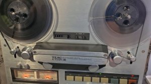 Катушечный магнитофон Teac X 700R