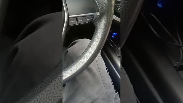 Toyota Camry v70 кнопка HOLD смотреть онлайн
