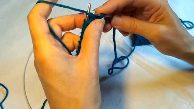 Как вязать лицевое полотно без закручивания края