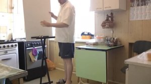 2 стол регулируемый по высоте height adjustable table