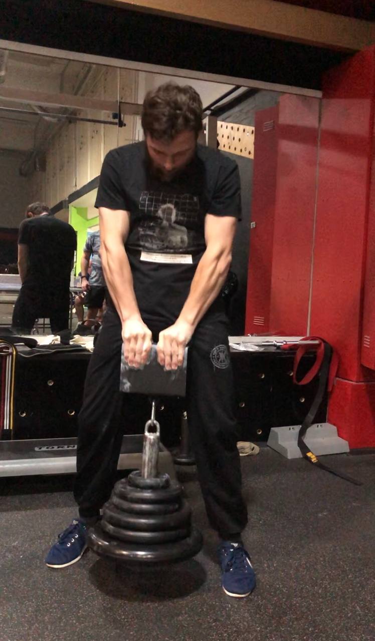 Русский кирпич / двуручный блок смотреть онлайн