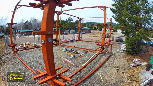 Монтаж быстровозводимого веревочного парка в Красноярске на базе отдыха "Адмирал" смотреть онлайн